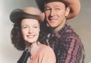 “Roy Rogers and Dale Evans: Radiant Smiles and Wrinkle-Free Grace in Old Age”